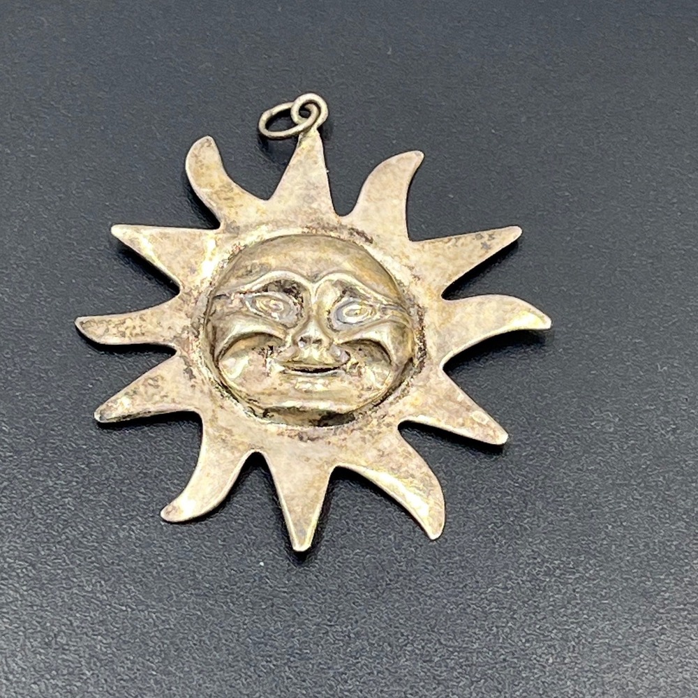 Artisan Vintage Estate Sterling Silver 925 Face 3D Smiling Sun Pin Brooch